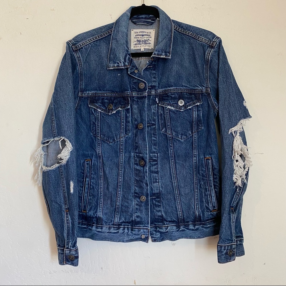 Levi’s Made and Crafted distressed blue denim jeans jacket size small